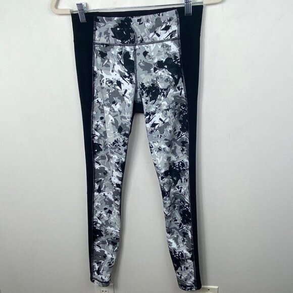 Under Armour Shape Shifter Printed Leggings Pants Size Small Running Fitness S - Picture 2 of 12